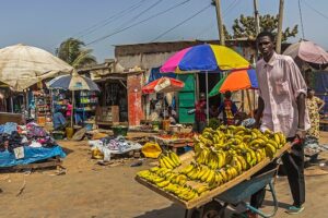 Serrekunda market