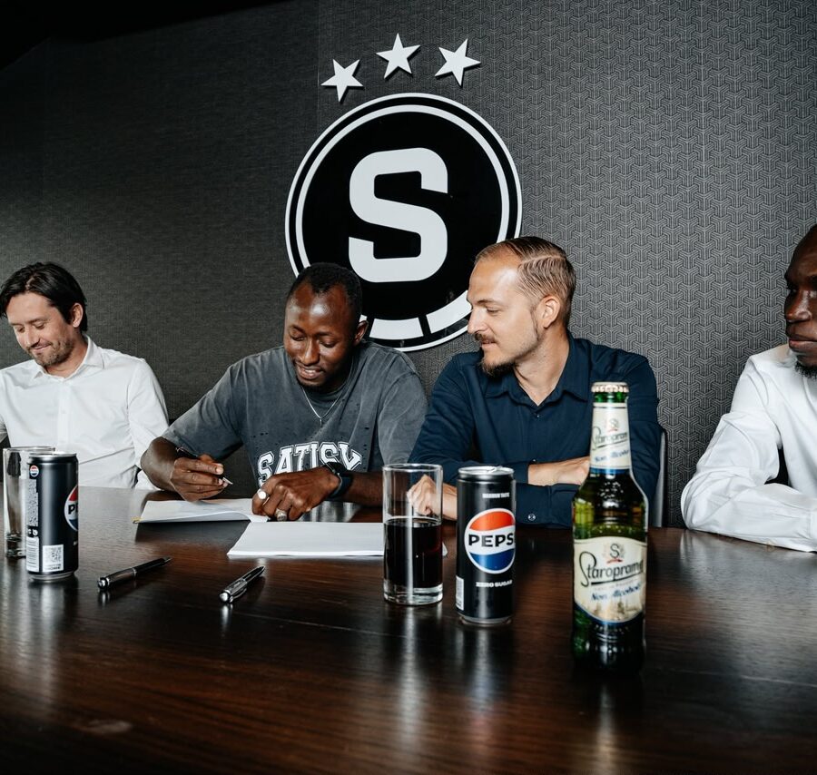 Ebrima Singhateh joins AC Sparta Praha on four-year deal