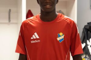 Modou Loum arrives in Sweden for Östers IF trial